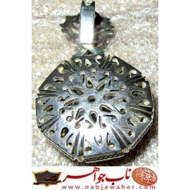 گردن اویز فاخرنقره اسپرت خطی عقیق یمنی خط حرّ استادرضاقربانی قاب نقره نفیس دستسازاستادان اشکان لطفی و مظهری ذکر یاعباس