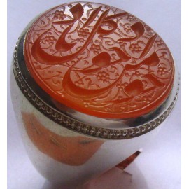 انگشترنقره مردانه خطی عقیق یمنی خط حرّ استادرضاقربانی رکاب نقره نفیس دستسازاستاد محمد افتخاری ذکر یااجودمن کل جواد