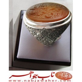 انگشترنفیس عقیق سرخ کهنه یمنی حکاکی اللهم اجعلنی وجیها عندک بالحسین ع خط حر حکاکی رضا قربانی رکاب محمد افتخاری و قلمزنی فرشاد ساعی