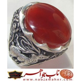 انگشترنقره مردانه عقیق یمنی همراه با شناسنامه بین المللی و رکاب فاخر احمدنامی قلمزنی جنگی