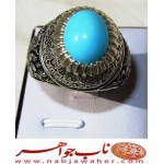 انگشترنفیس مردانه فیروزه پاک عجمی نیشابوری همراه با شناسنامه بین المللی و رکاب فاخر مهدی رحمانی قلمزنی کتیبه دار جنگی