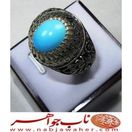 انگشترنفیس مردانه فیروزه پاک عجمی نیشابوری همراه با شناسنامه بین المللی و رکاب فاخر مهدی رحمانی قلمزنی کتیبه دار جنگی