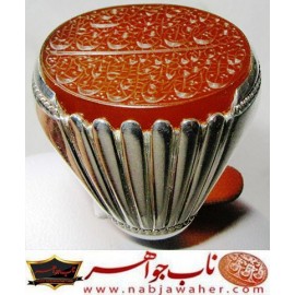 انگشترنفیس عقیق سرخ کهنه یمنی حکاکی ومن یتق الله ...  خط استاد جواد حیدری طه ورکاب فدیوم استاد لطفی 