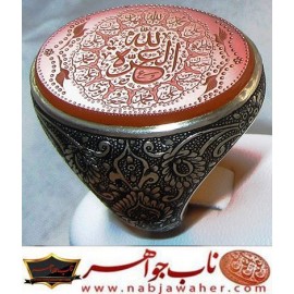 انگشترنفیس مردانه عقیق خطی چهارده_معصوم ،خط_سیدمهدی_یوسفی خط_قمر و رکاب_فاخر_قلمزنی_استادساعی قلمزنی_ساعی_اصفهان