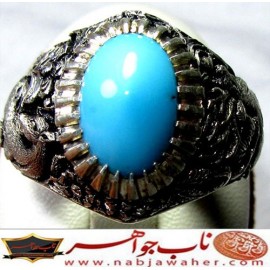 انگشترنفیس مردانه فیروزه شجرناب نیشابوری همراه با شناسنامه بین المللی و رکاب فاخر مهدی رحمانی قلمزنی جنگی