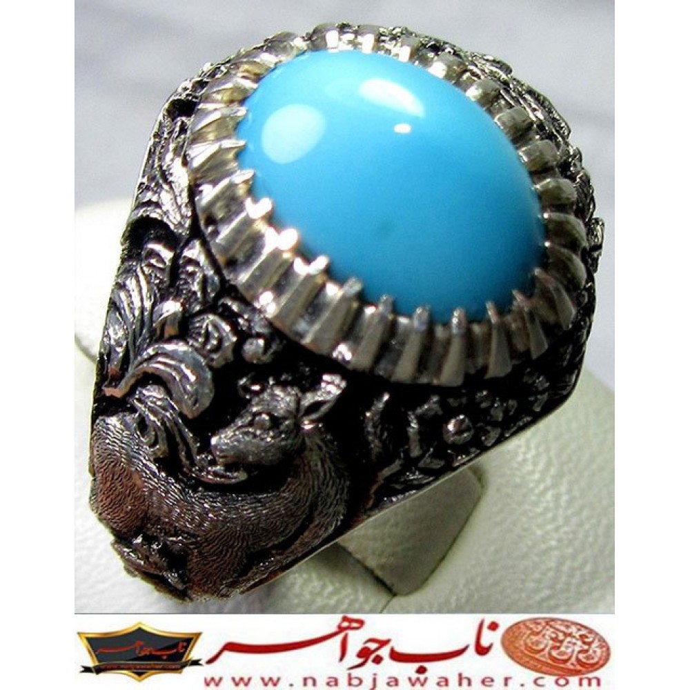 انگشترنفیس مردانه فیروزه شجرناب نیشابوری همراه با شناسنامه بین المللی و رکاب فاخر مهدی رحمانی قلمزنی جنگی