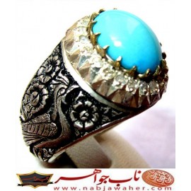 انگشترنفیس مردانه فیروزه عجمی نیشابوری همراه با شناسنامه بین المللی و رکاب فاخر مهدی رحمانی قلمزنی جنگی با دوازده قطعه برلیان