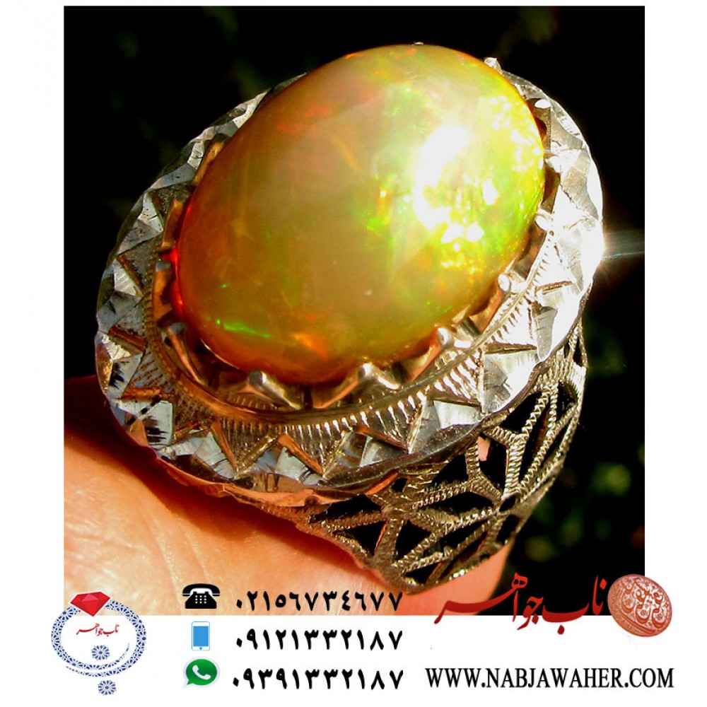 انگشترفاخر اوپال طبیعی بسیار الوان و با تلئلو  رکاب دست سازعدنان