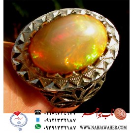 انگشترفاخر اوپال طبیعی بسیار الوان و با تلئلو  رکاب دست سازعدنان