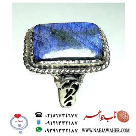انگشترنقره با نگین زیبای لابرادوریت طبیعی