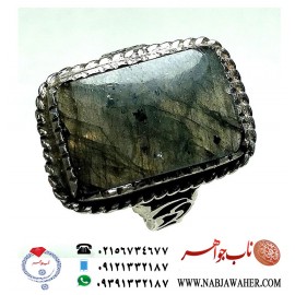 انگشترنقره با نگین زیبای لابرادوریت طبیعی