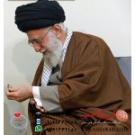 انگشترنقش نگین رهبرشهیدآیت الله خامنه ای اِنّ معیَ ربّی برعقیق_یمنی  خط_عمارّ ،حکاکی مرتضی_عرب،رکاب_فدیوم_چهارمهروحیدامامی تهران_امامی،انگشتررهبر_شهید_آیت_الله_خامنه_ای اِنّ_معیَ_ربّی